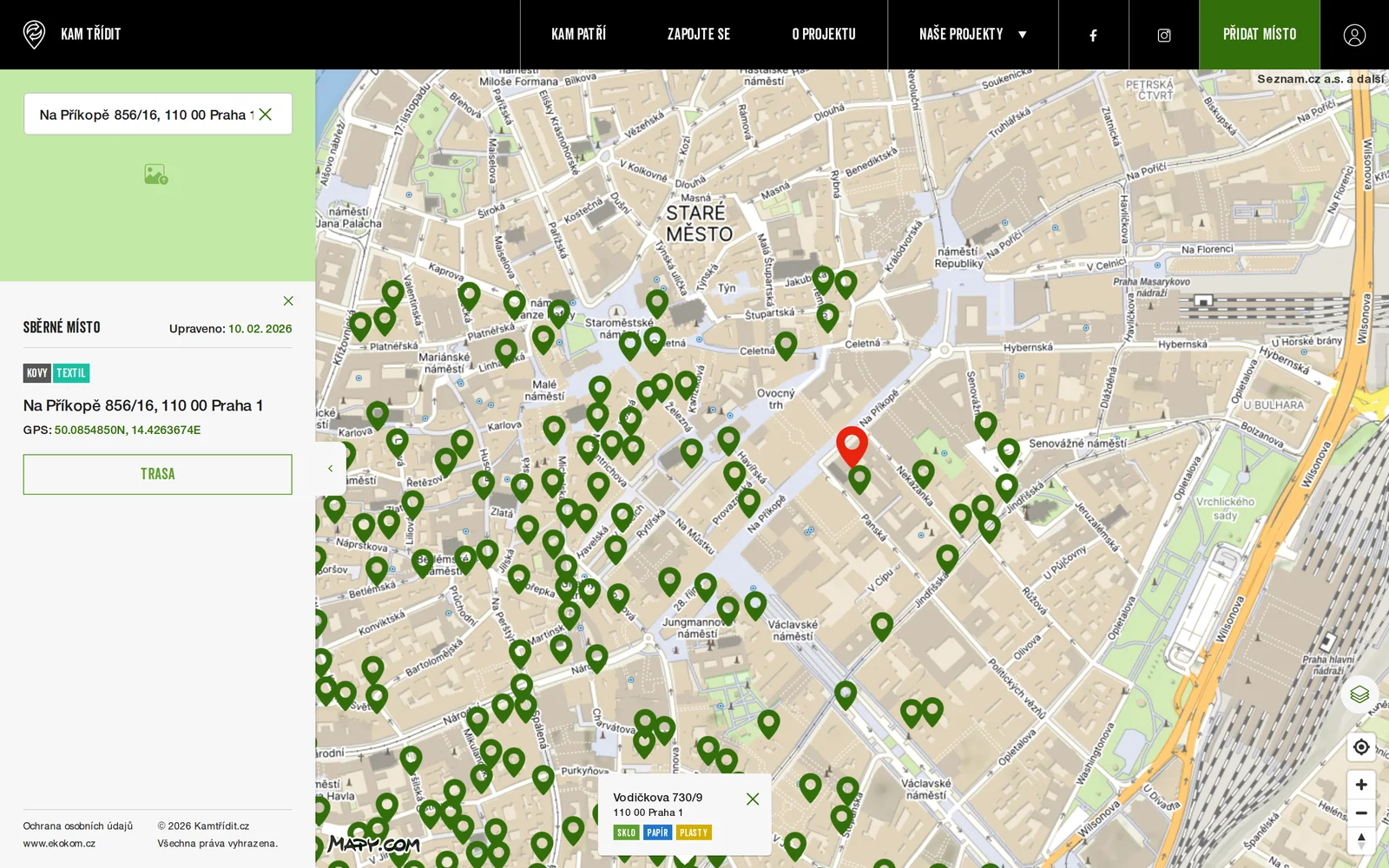 Location detail: the collection point Na Příkopě with its waste types and a Route button, next to individual pins in central Prague